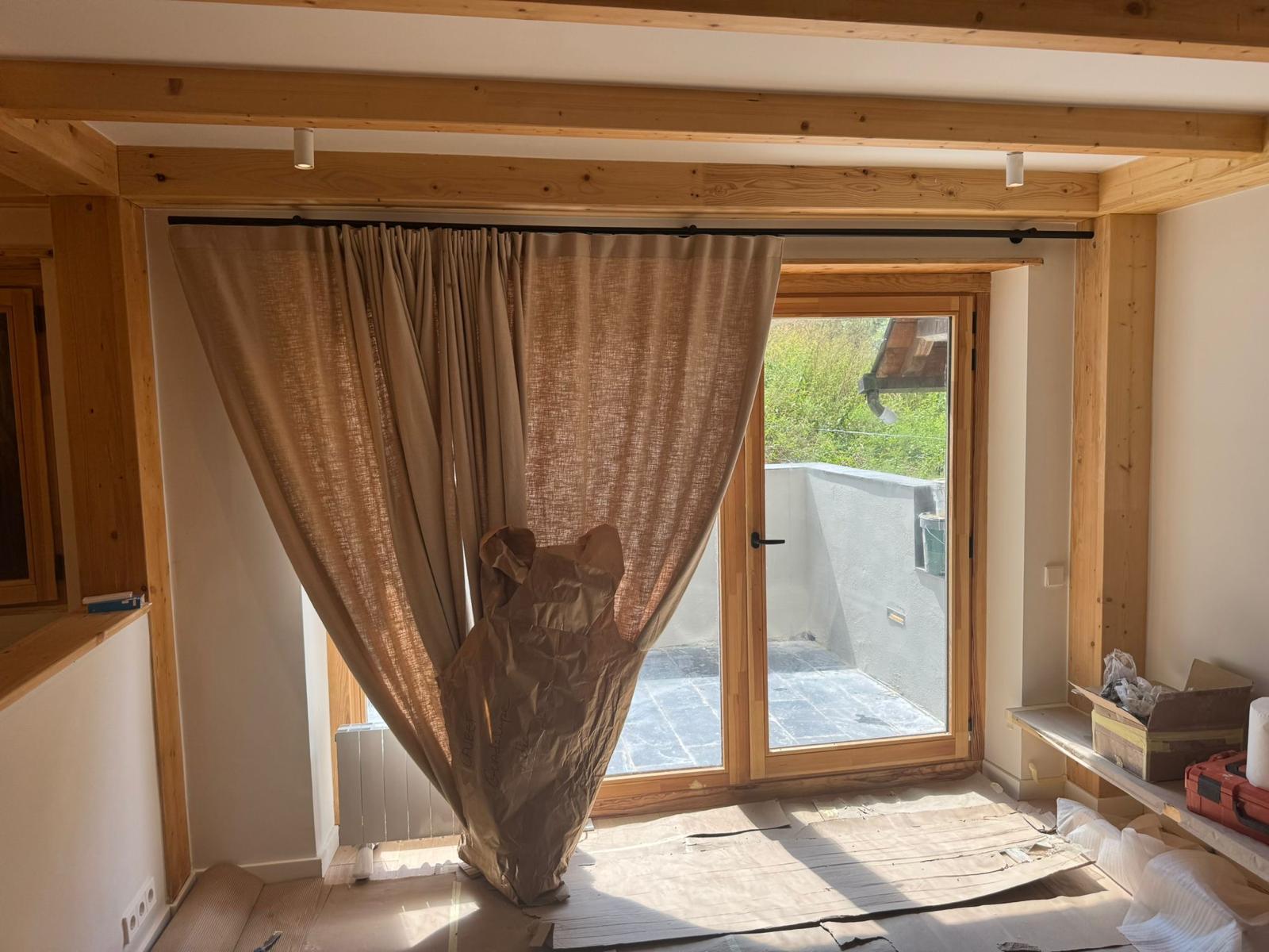 Reforma integral de baño con ducha de obra en Baqueira